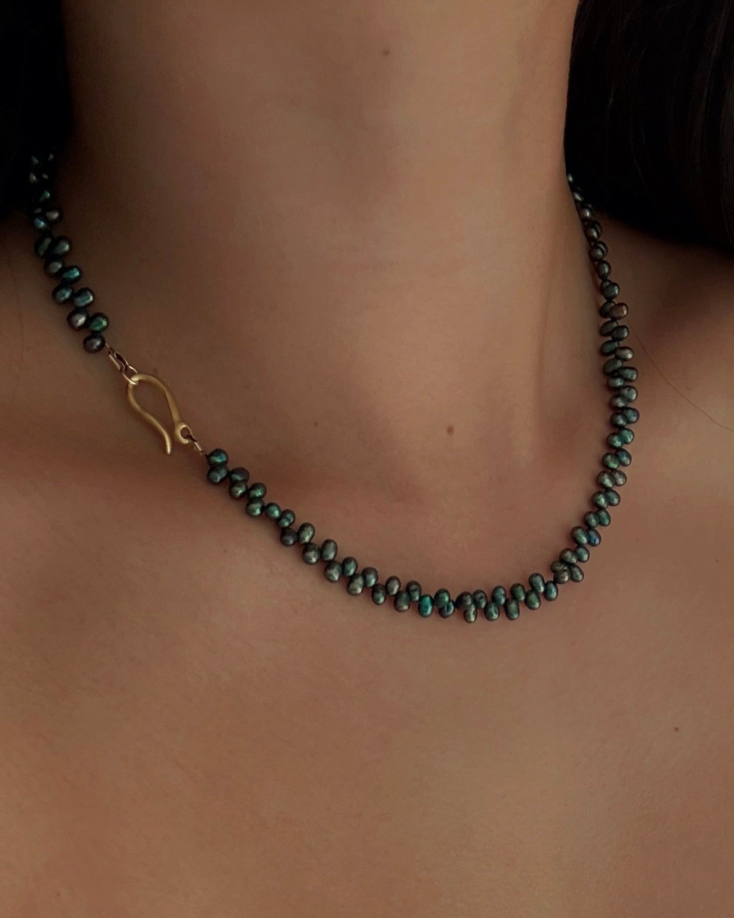 Zigzag Pearl Necklace