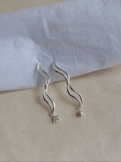 One-of-a-kind: Buttercream Ripple Earrings