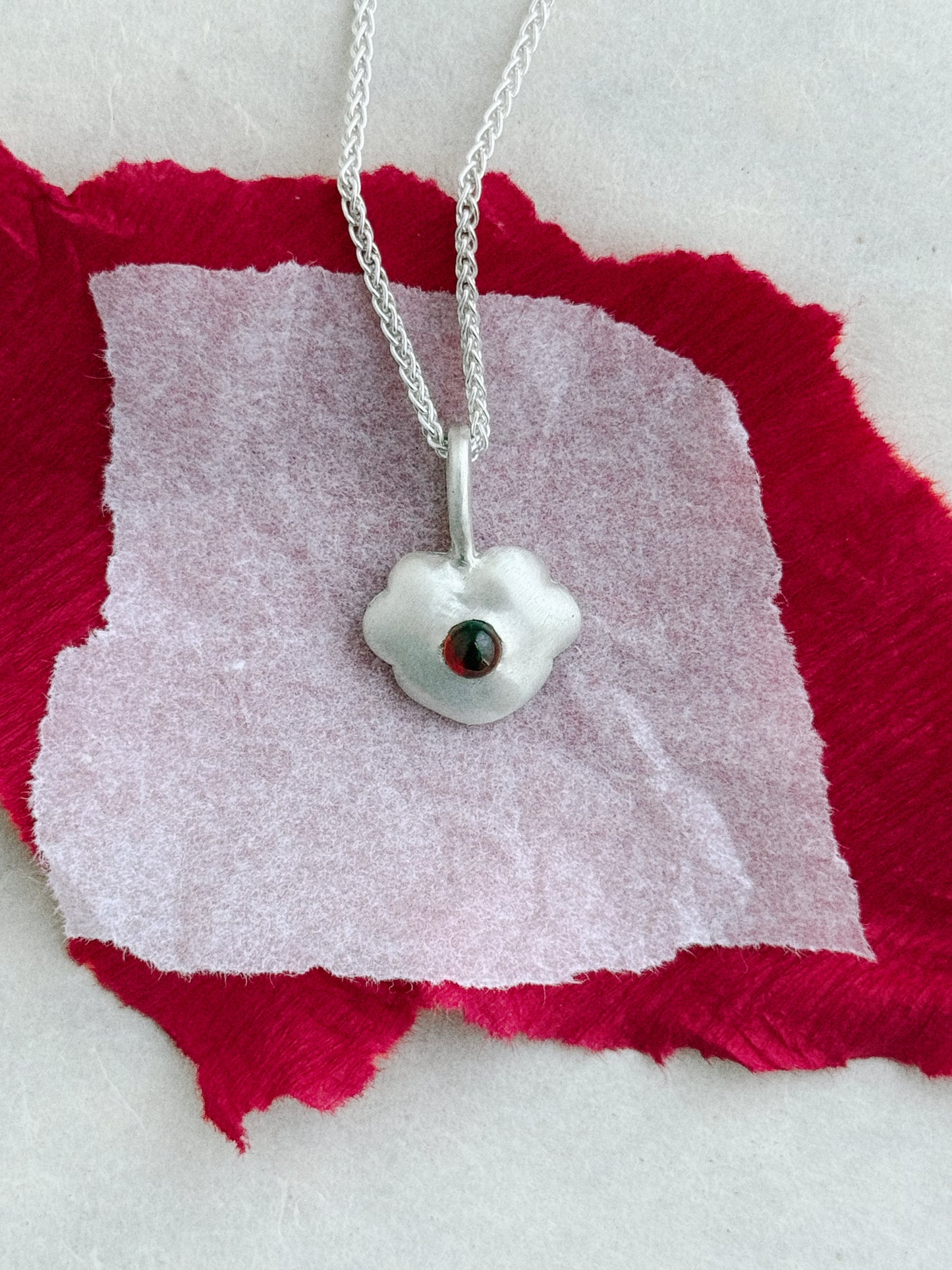 One-of-a-kind: Heart Pendant with Garnet