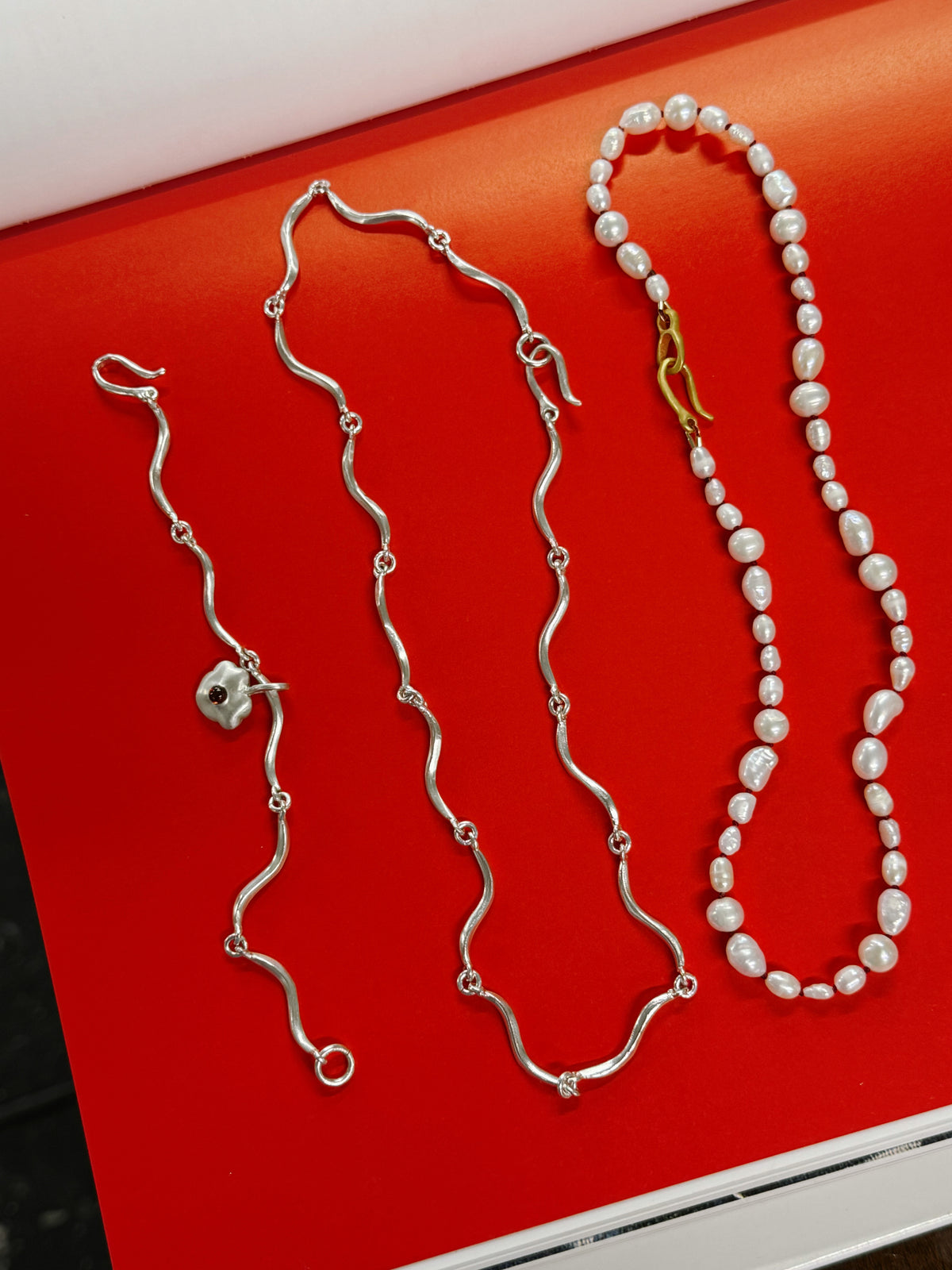 Ripple Chain Necklace