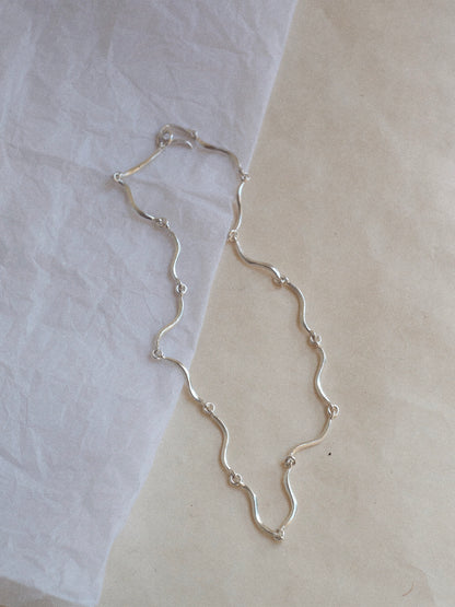 Ripple Chain Necklace