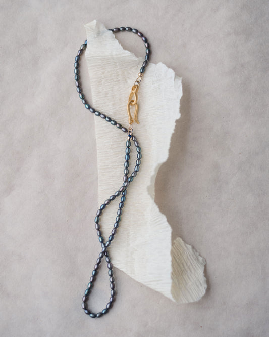 Bómù Pearl Necklace