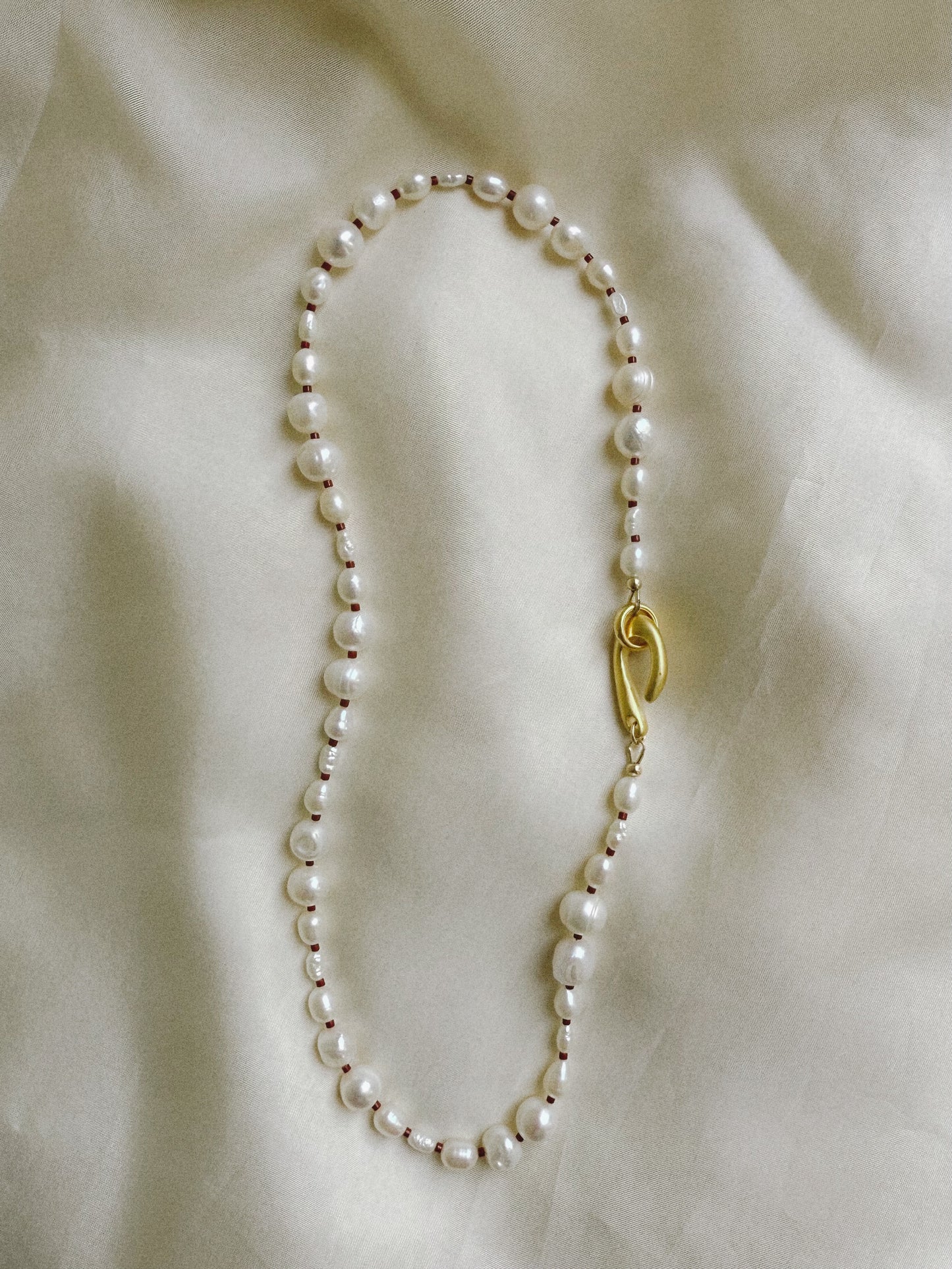 By my hands Pearl Necklace