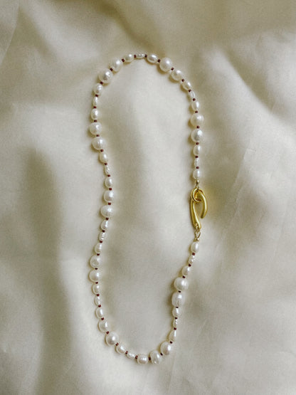 By my hands Pearl Necklace