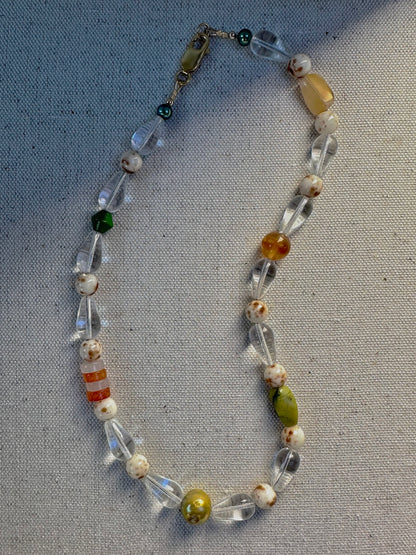 Moss glass collar