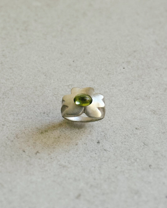 Peridot Goldilocks Ring