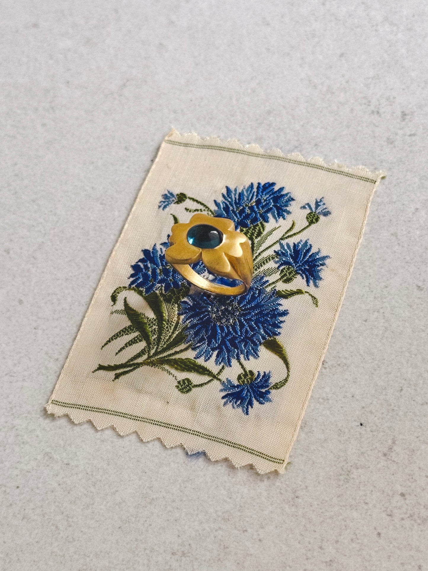 Topaz Goldilocks Ring